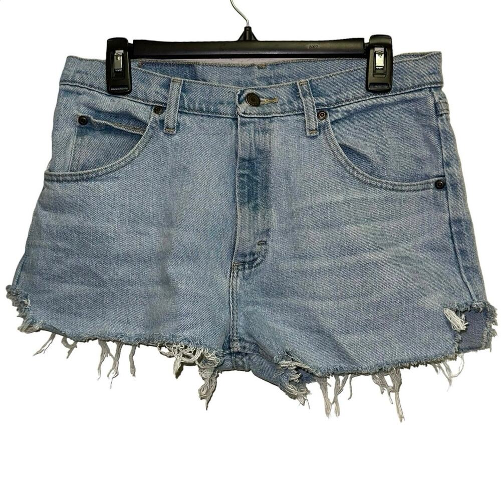 Wrangler Cutoff Denim Shorts 32 Waist Distressed Raw Hem Jean Shorts